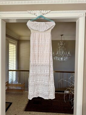 Vanity Cream Strapless Crochet midi Dress